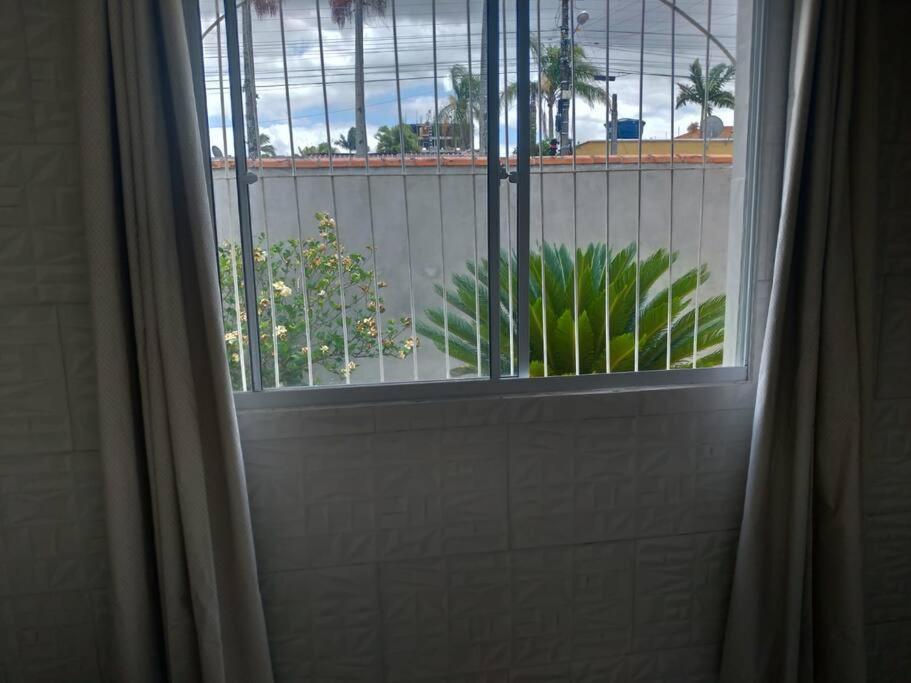 Casa agradável em Camboriú com estacionamento no pátio Vila Exterior foto
