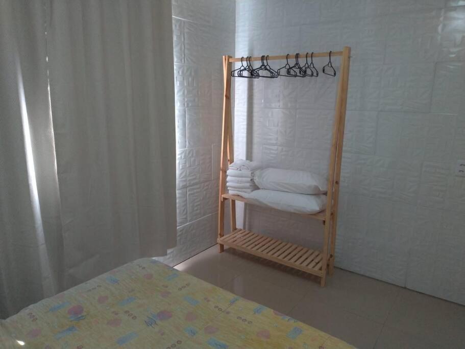 Casa agradável em Camboriú com estacionamento no pátio Vila Exterior foto